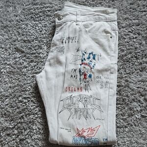 Stylish White Graphic Slim Fit Jeans